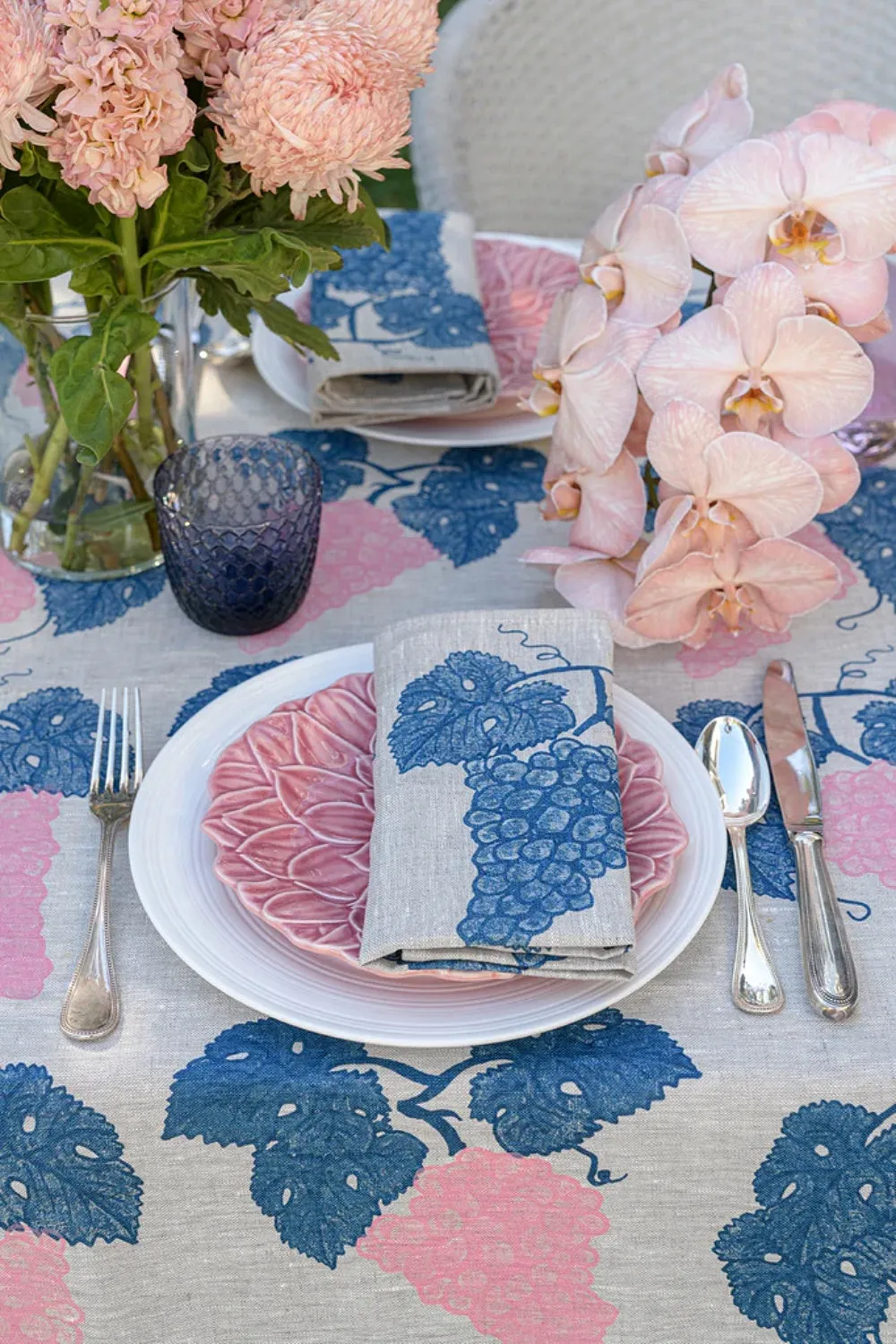 AQUA DOOR DESIGNS GRAPES TABLECLOTH NAVY & PINK