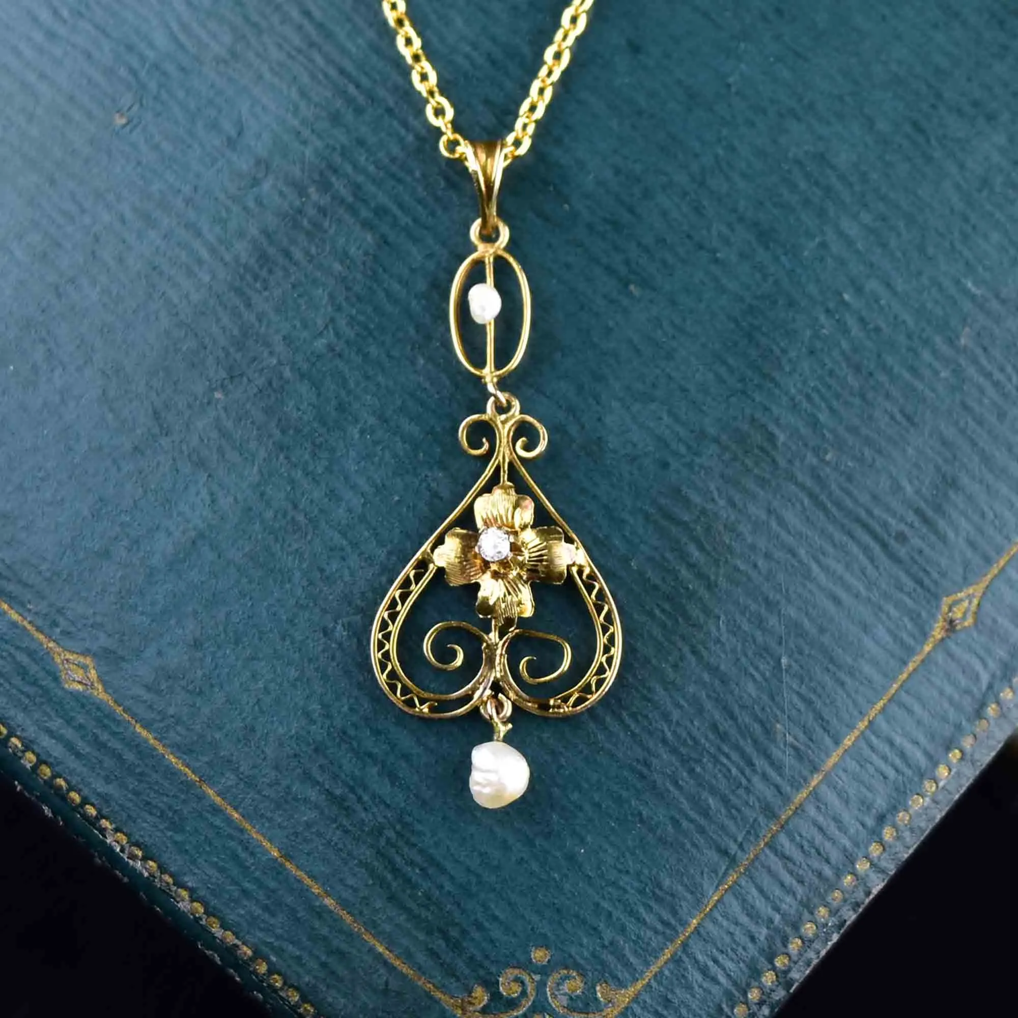 Art Nouveau 10K Gold Filigree Diamond Pearl Lavaliere Necklace