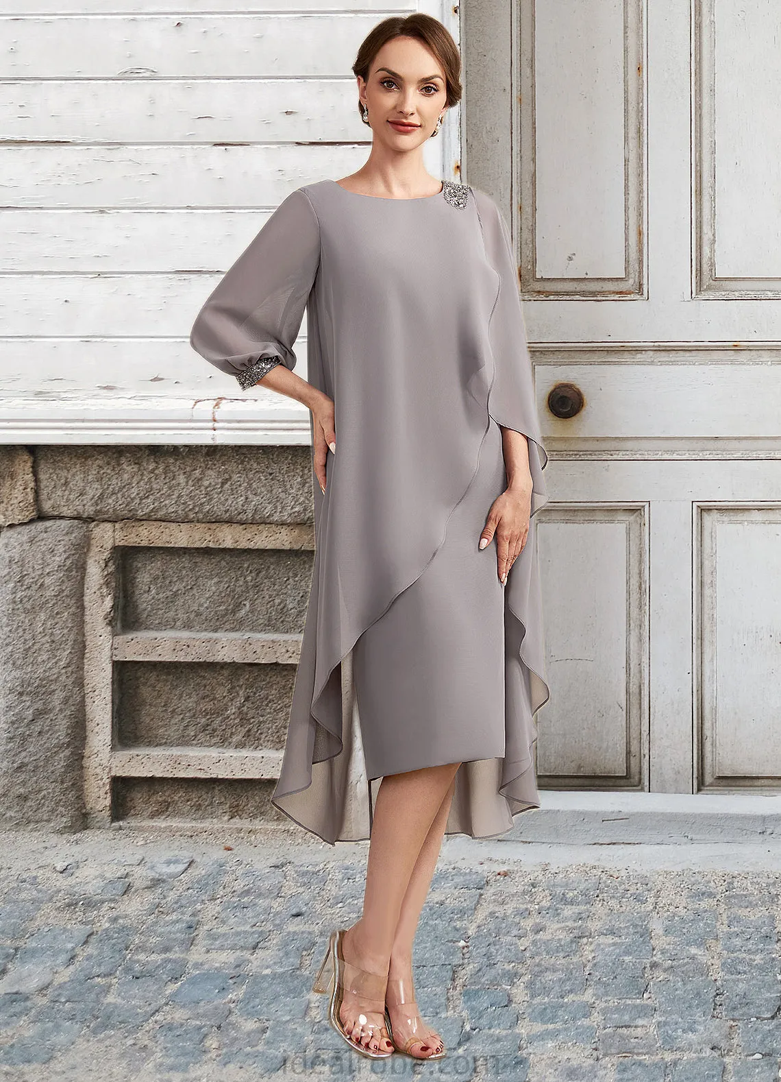 Celia Sheath/Column Scoop Neck Knee-Length Chiffon Mother of the Bride Dress With Beading STK126P0014688