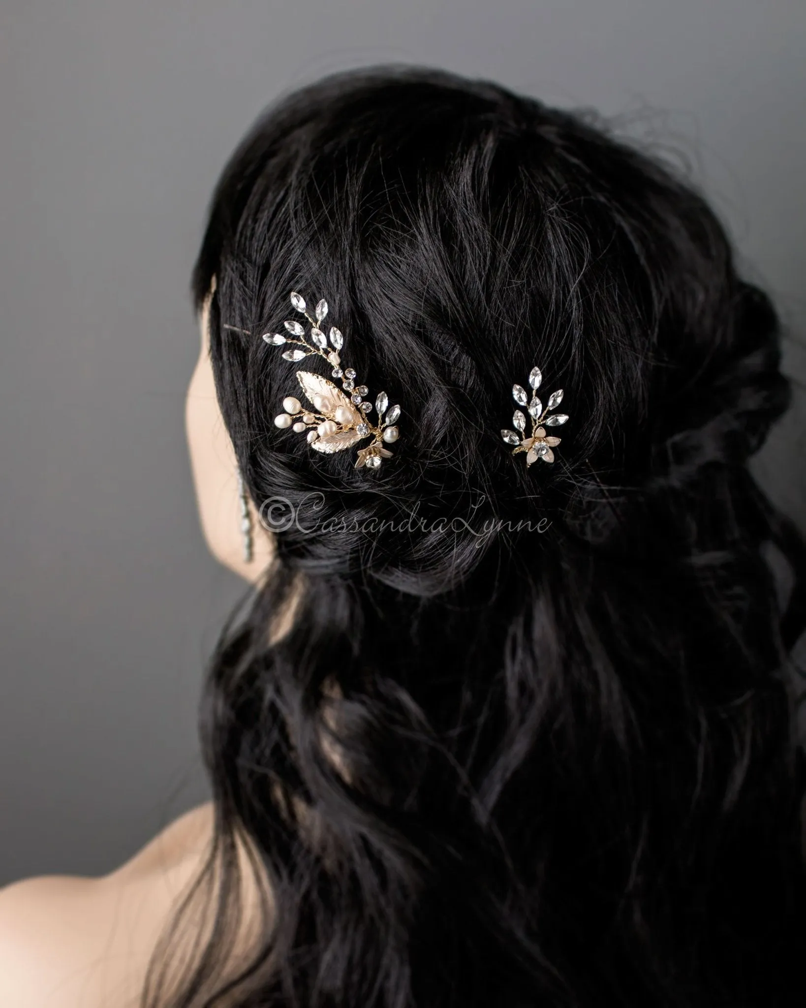 Gold Bridal Hairpin Set with Pearls