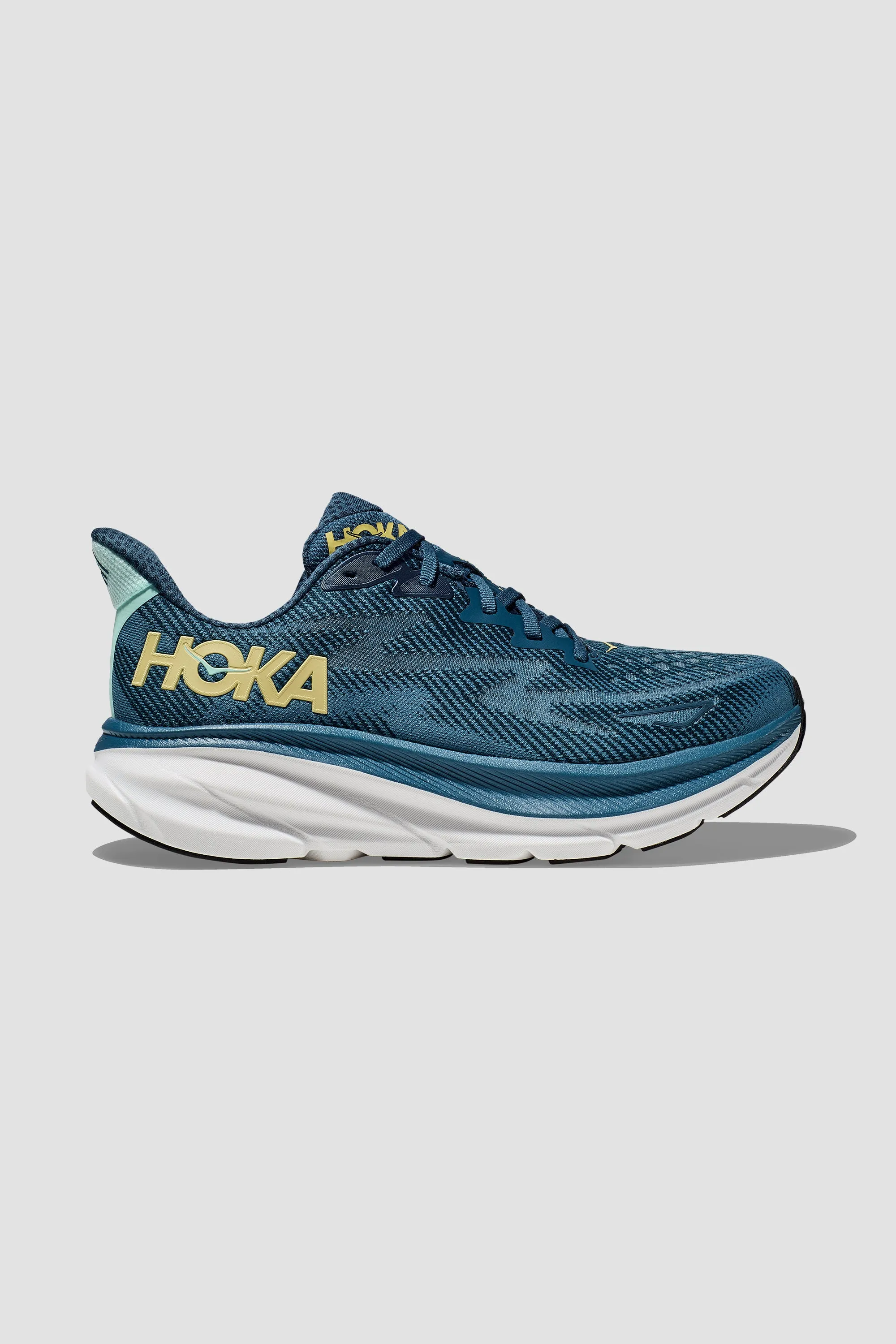 Hoka Men's Clifton 9 Sneaker in Midnight Ocean/Bluesteel