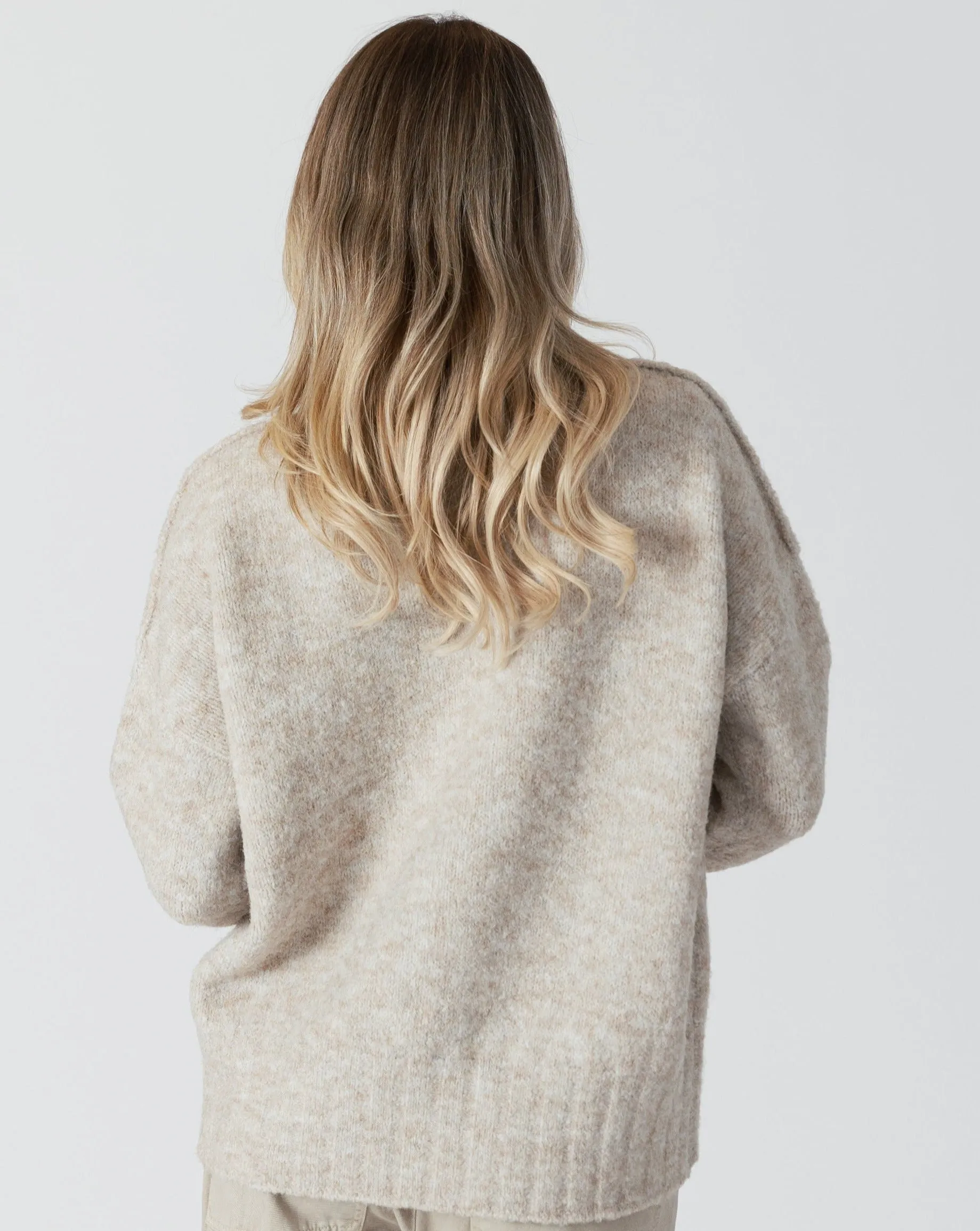 Lyla and Luxe Tanya Crewneck Sweater