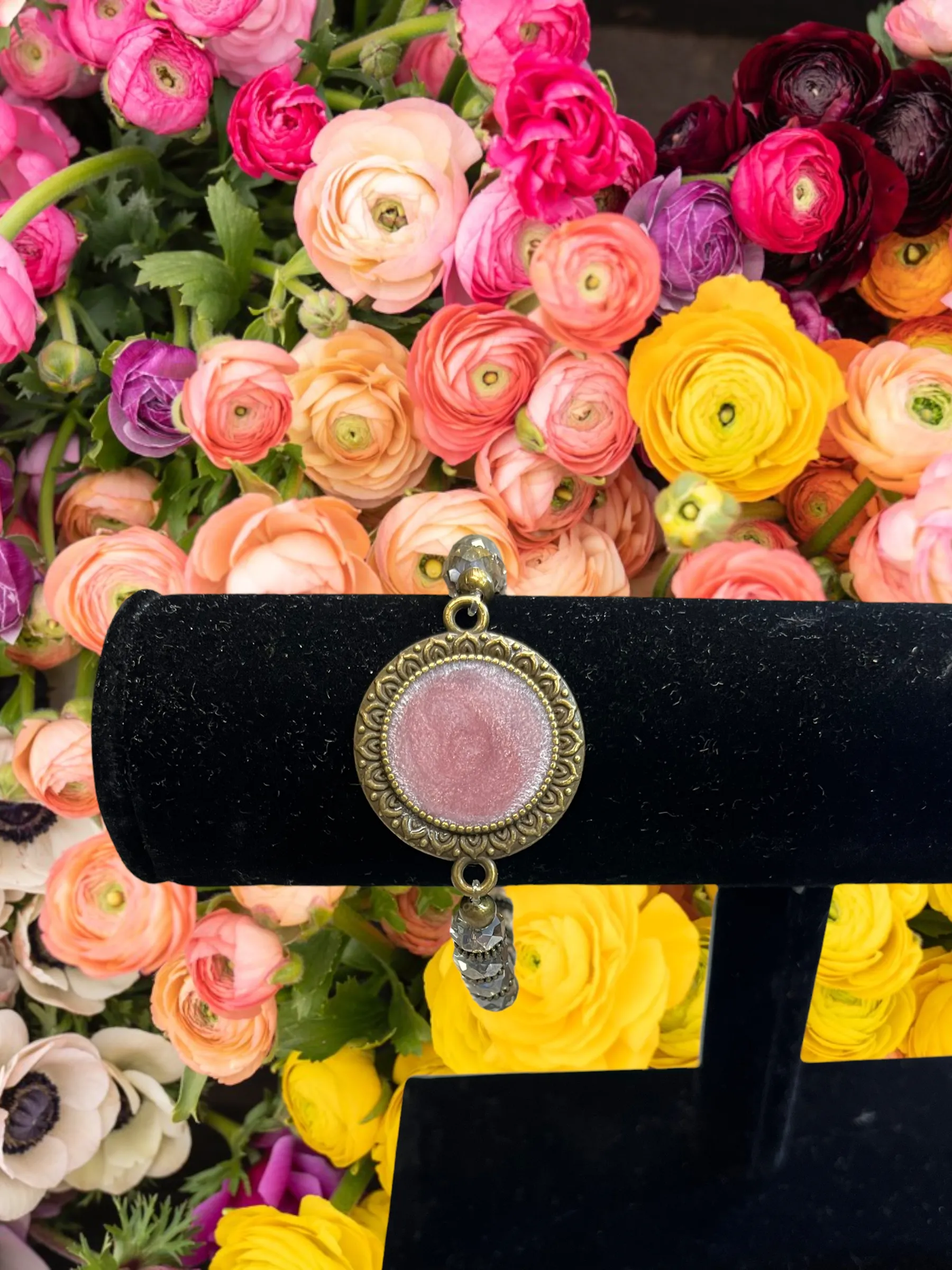 Resin Rose Crystal Stretch Bracelet