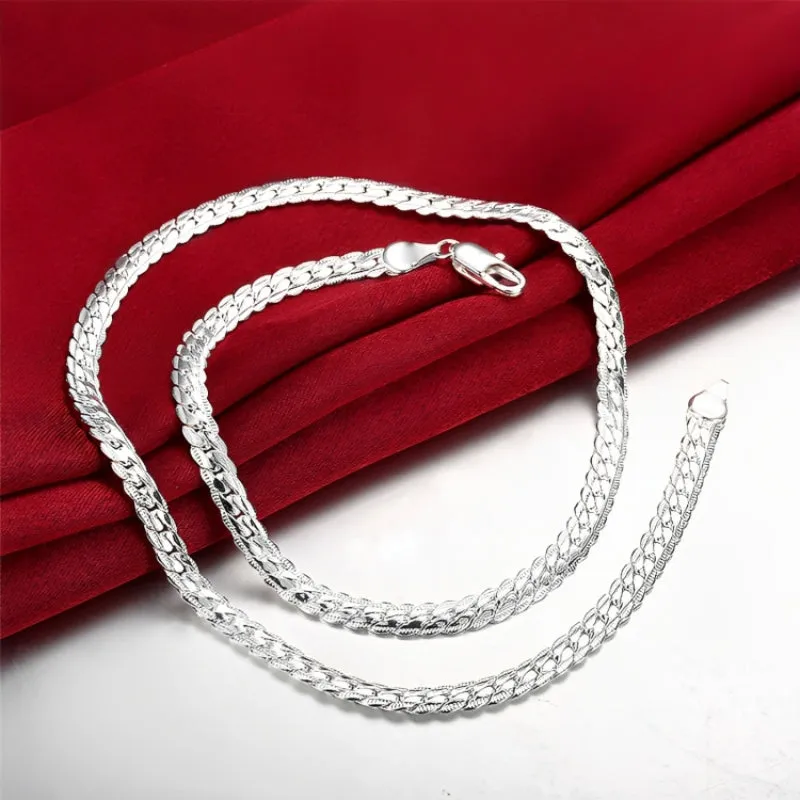 Side Embossed Chain Necklace