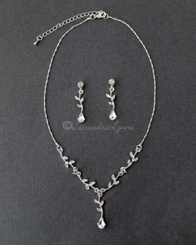 Simple Crystal Vine Necklace Set