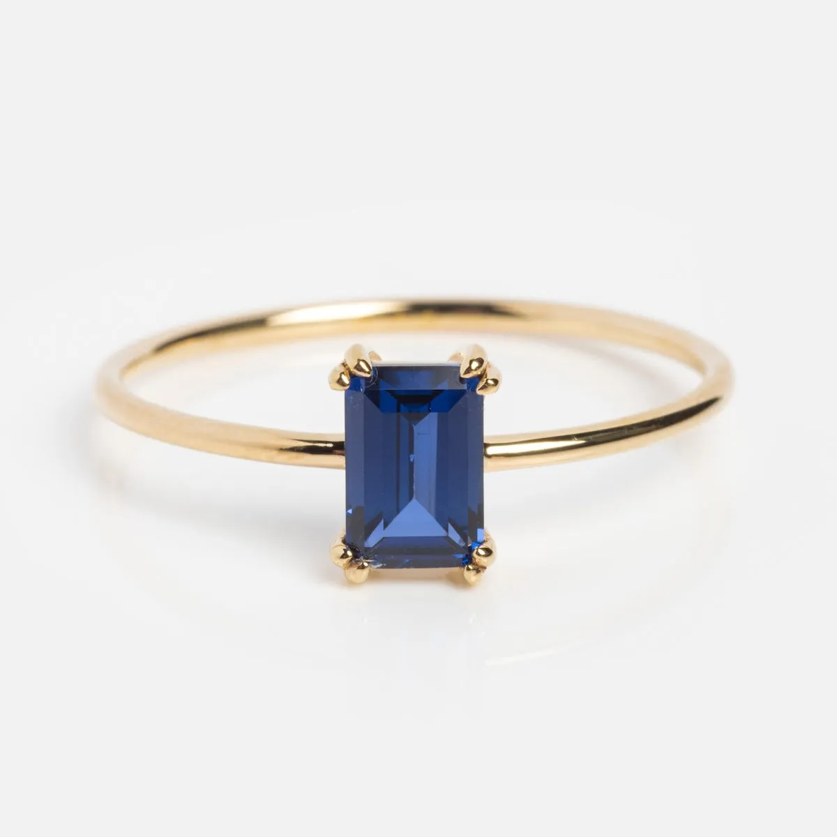 Solid Gold Essential Baguette Birthstone Ring